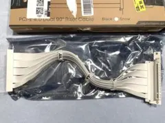 Thermaltake PCI-E 4.0 ライザーケーブル