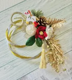 お正月水引お飾り　金銀しめ縄リース　紅白椿　ハンドメイド