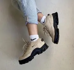 ナイキ　ラハールロウ　NIKE LAHAR LOW US6.5 23.5cm