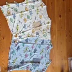 恐竜柄 半袖Tシャツ 2枚セット130のサムネイル