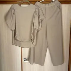 レリアン　ベージュ フレアスリーブ セットアップ　９号　ベージュ