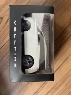 トヨタ　ヴェファイア　プルバックカー　VELLFIREのサムネイル