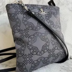 極美品✨ヴィヴィアンウエストウッド ショルダーバッグ オーブ サコッシュ グレー