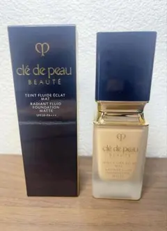 クレ・ド・ポー ボーテ　タンフリュイドエクラ マット オークル20