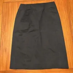 美品　黒 タイトスカート S スリット入りのサムネイル
