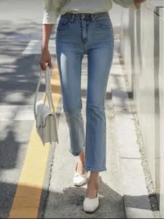 Shein フレアパンツ　デニム　ライトウォッシュ