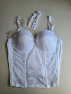 ブライダルインナー　Triumph ホワイト カップ付きコルセット E70