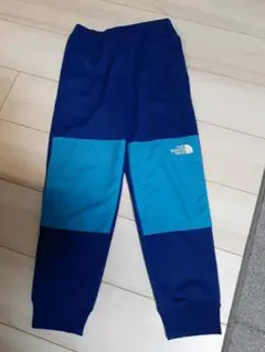 【激安】新品 ノースフェイス パンツ！