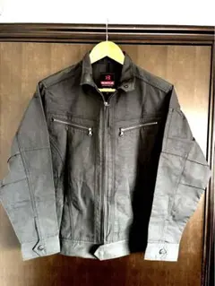 Item thumbnail for item e5c32dbc-1d53-4b42-8efd-6fb725428e20