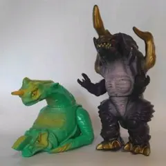 コッテンポッペ　ソフビ Amazon.co.jp: コッテンポッペ ゼアス 怪獣 1996 ソフビ : おもちゃ