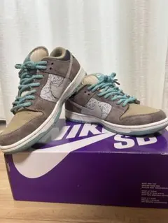 Nike SB Dunk Low Pro "Big Money Savings"