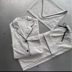 Item thumbnail for item 7d4a6bc6-41b0-44b0-81df-b7139b14dae8