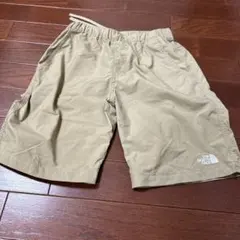 THE NORTH FACE ベージュハーフパンツ