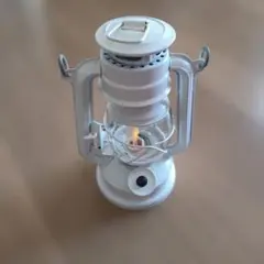 LEDランタン ホワイト レトロデザインのサムネイル