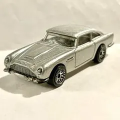 ホットウィール アストンマーチン DB5