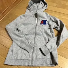 パーカー　Champion グレー フード付きジップアップパーカー