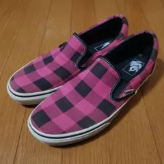 Item thumbnail for item 7255529a-666d-4536-a981-a3f23eaa2ec3