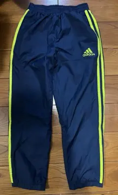 adidasアディダス　140ウィンドブレーカーズボン