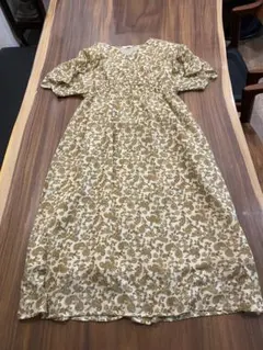 EarthMusicecology花柄 半袖ロングワンピース