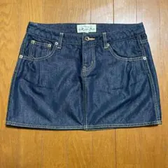 美品！ゴールドにキラキラ輝くデニム！チェスティ ローライズデニムミニスカートのサムネイル
