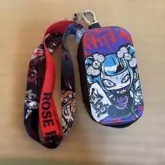 ハイパーコア　キャラクターイラストポーチ ストラップ付き