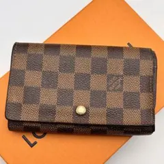 【鑑定済み】ルイヴィトン✨ダミエ 二つ折り財布✨ポルトモネビエ トレゾールのサムネイル