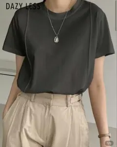 SHEIN dazy グレー Tシャツ 伸縮性あり M