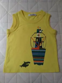 Familiar ファミリア⭐タンクトップ 80cm 黄色 サメ ノースリーブ