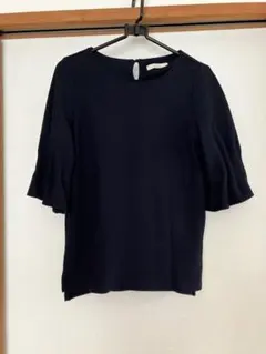 ネイビー フレア袖 トップス　anysis