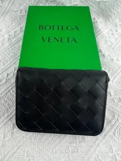 未使用級✨付属完備✨ボッテガ 折り財布 スクエア ラウンドジップ 黒 未使用級✨付属完備✨ボッテガ 折り財布 スクエア ラウンドジップ 黒
