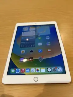Apple iPad 第8世代 32GB シルバー セルラーモデル - メルカリ