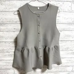 美品　coca コカ　シルバーボタン　ペプラム　ニット　ベスト　ベージュ　M