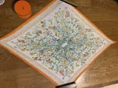 プリーツスカーフ