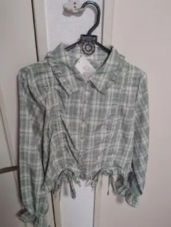 axes femme ショート丈ドロストブラウス ミント