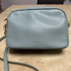 イタリアンレザーのショルダーバッグ