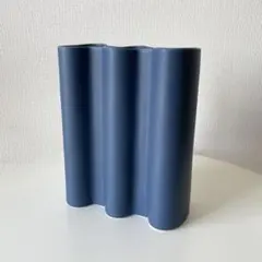 陶器のフラワーベース（青）