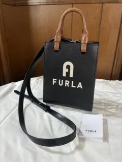 未使用に近い　FURLAショルダーミニバッグ