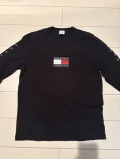 トミー・ヒルフィガー 長袖シャツ 黒