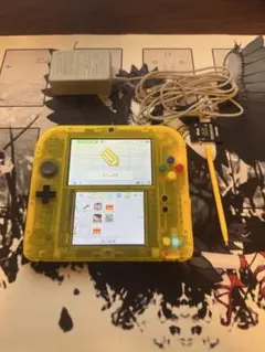 ニンテンドー2DS ピカチュウ版 クリアイエロー 本体　状態良