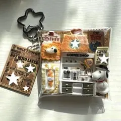 セール価格★ガチャ詰めポーチ★PEANUTS カフェ