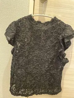 【ZARA】美品　黒レーストップス