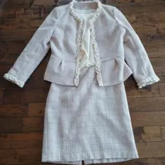 ベージュ系フリルジャケットスカートセット