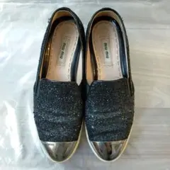 2026年最新】miumiu スリッポンの人気アイテム - メルカリ