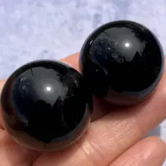 【虹入り！漆黒！2個セット】最強魔除け　天然石　モリオン　丸玉58
