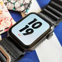 ナイキ40mm 1世代SE ●GPS Apple Watch アップルウォッチ