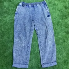 Item thumbnail for item ff337622-af84-4f73-b217-3a0898050a8c