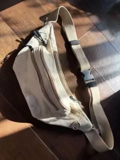 HIGHLINE ボディバッグ ベージュ