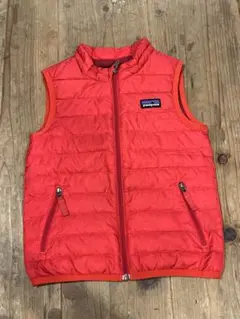 patagonia キッズ　ダウンベスト 赤 3T
