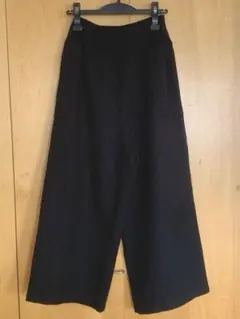 BEARDSLEY ビアズリー　ウエストリブリネンワイドパンツ　ブラック