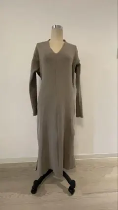 SUGAR ROSE カーキ　ロングワンピ　 長袖 リブ　ダンボール